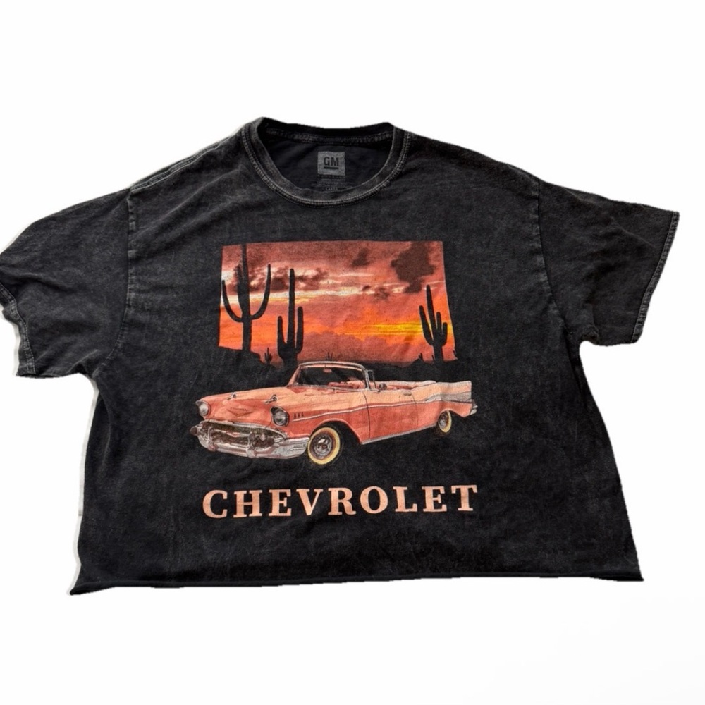 GM Chevrolet Women’s Large Acid Wash Crop Top Black Graphic Tee 100% Cotton